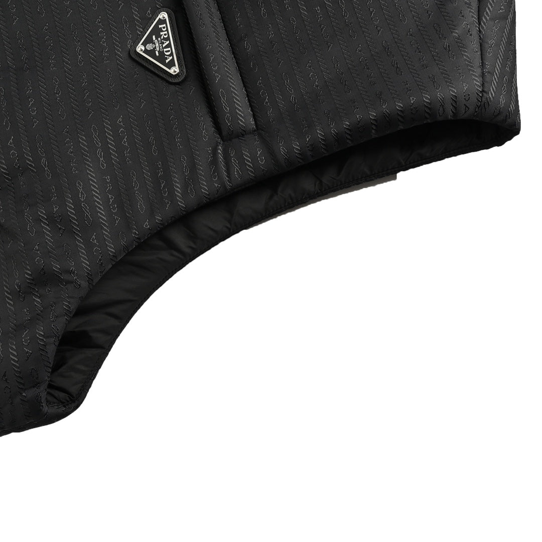 Triangle logo jacquard cotton vest