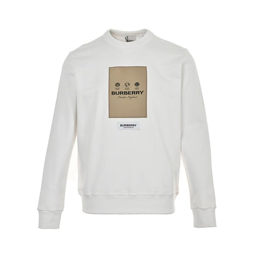 crew neck sweatshirt with patch label