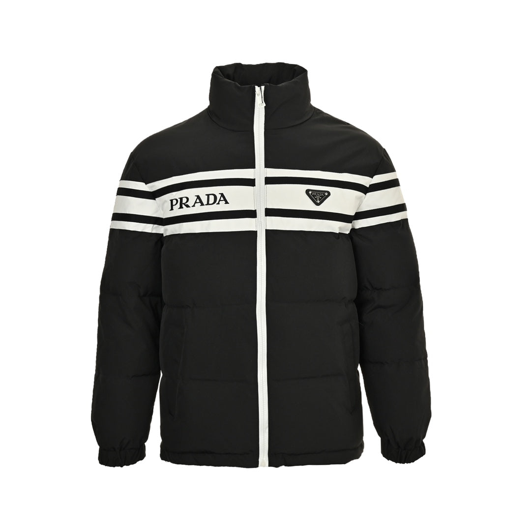 Black and white stitching triangle logo cotton jacket