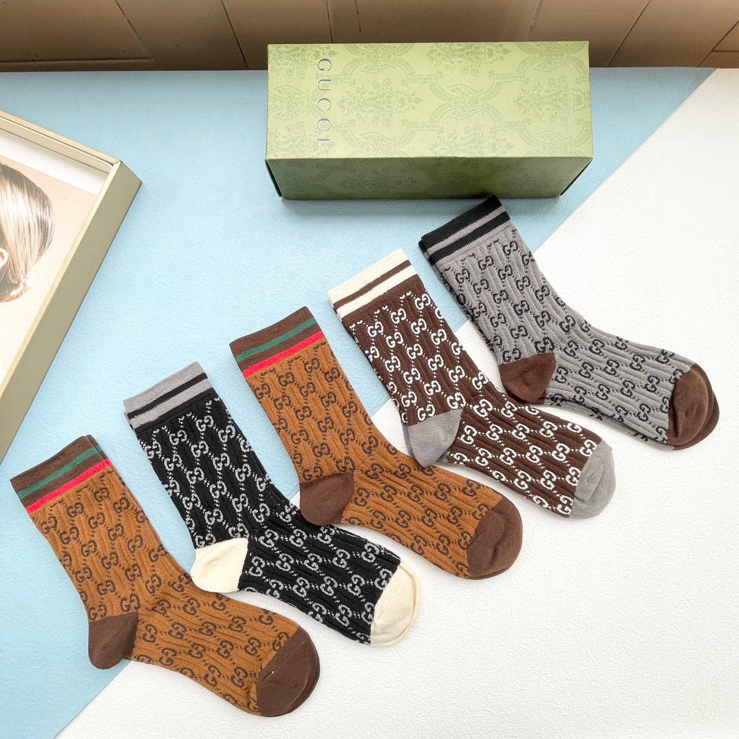 SOCKS  5 PACK