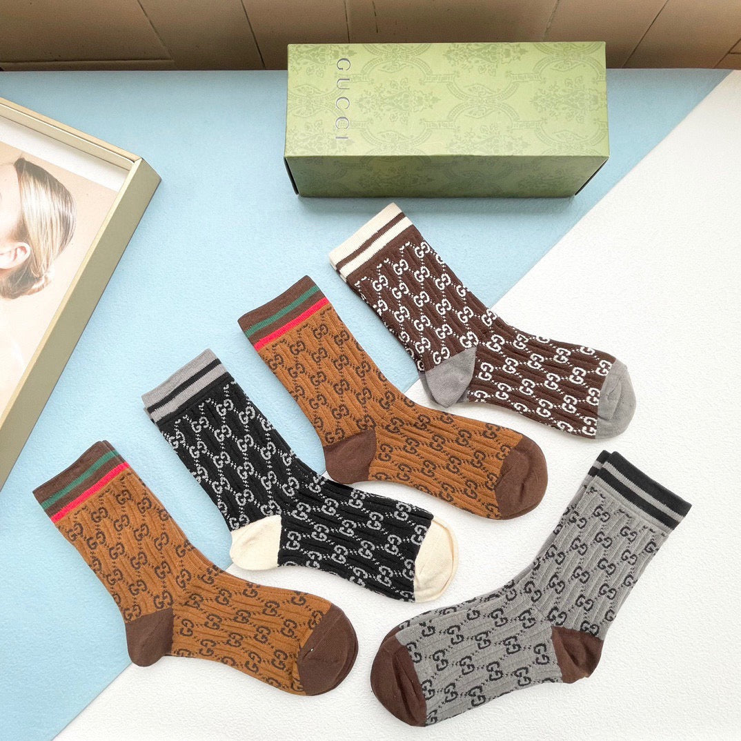 SOCKS  5 PACK